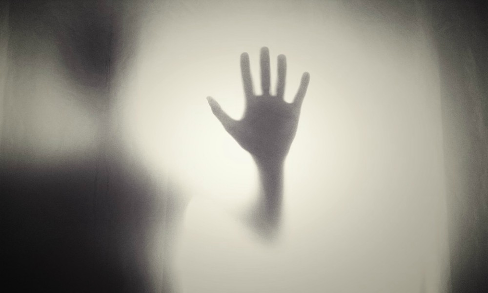 hand fear scary