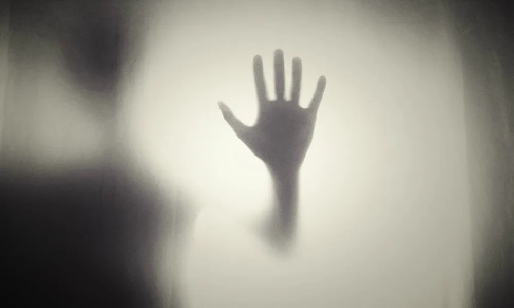 hand fear scary