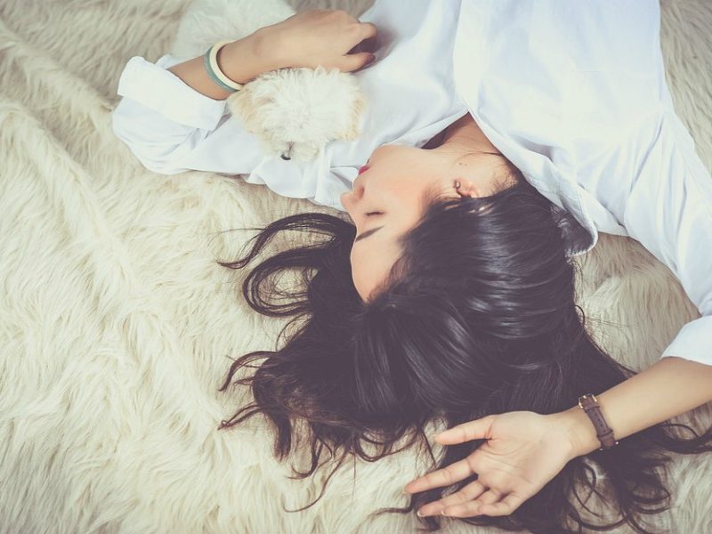 dreams sleeping girl