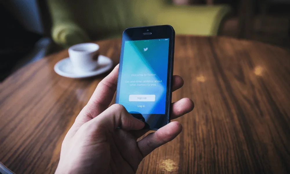 Twitter to remove the reply button